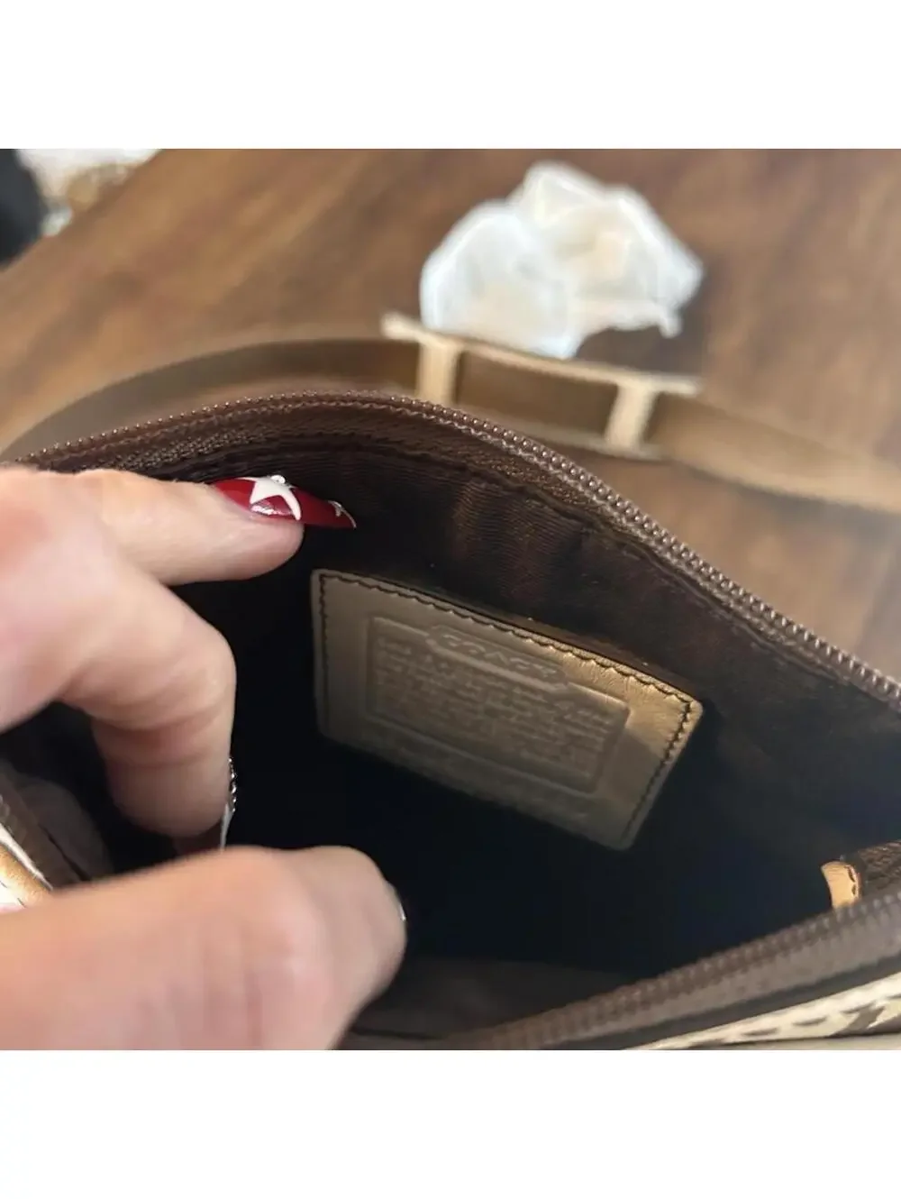 Coach Crossbody Bag - Picture 2 of 3